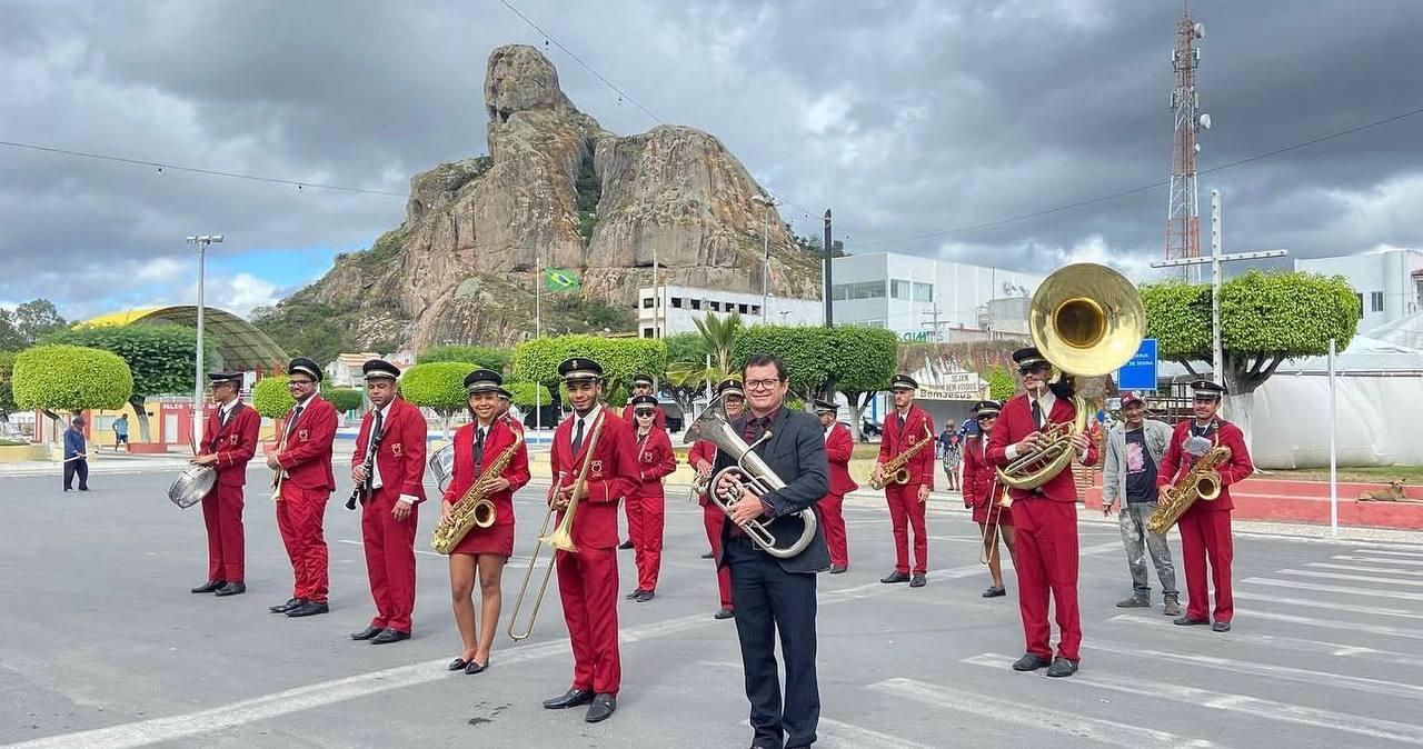 Navegue pela Categoria de Cultura